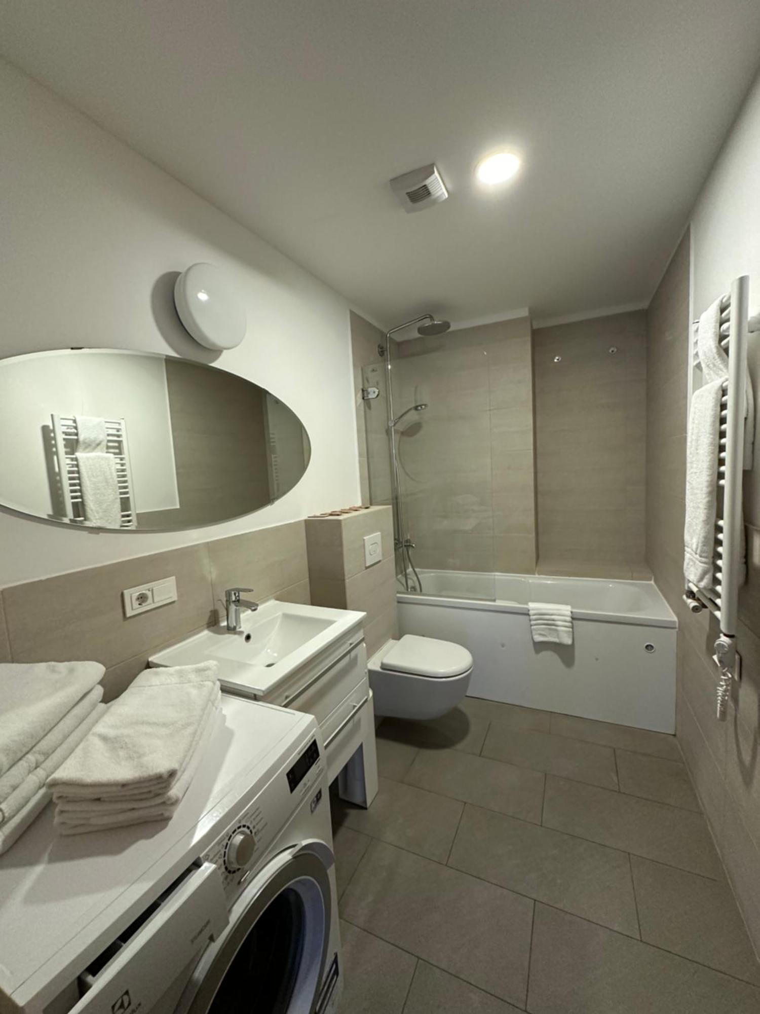 Forrest Apartments Vilnius Ngoại thất bức ảnh